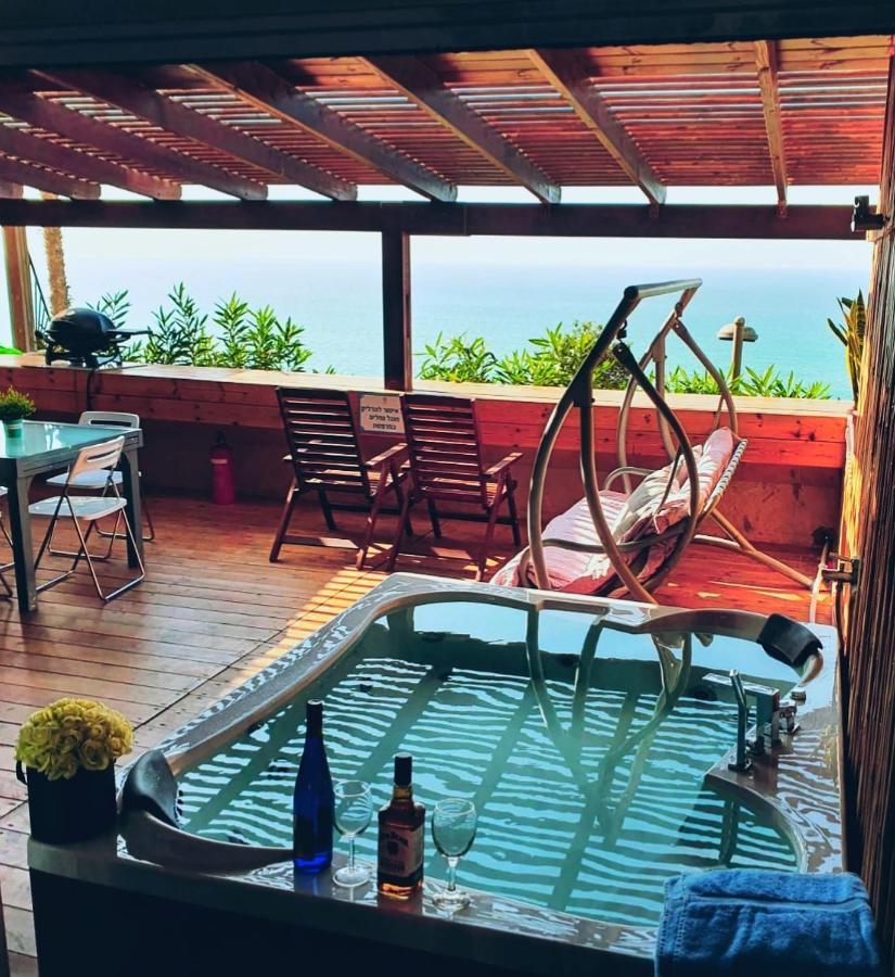 Magic On The Sea-Suites With A Private Jacuzzi And A Private Sea View Netanya Exterior foto