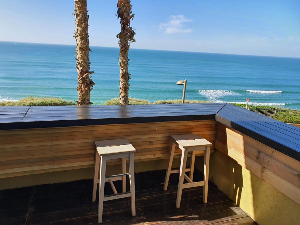 Magic On The Sea-Suites With A Private Jacuzzi And A Private Sea View Netanya Quarto foto