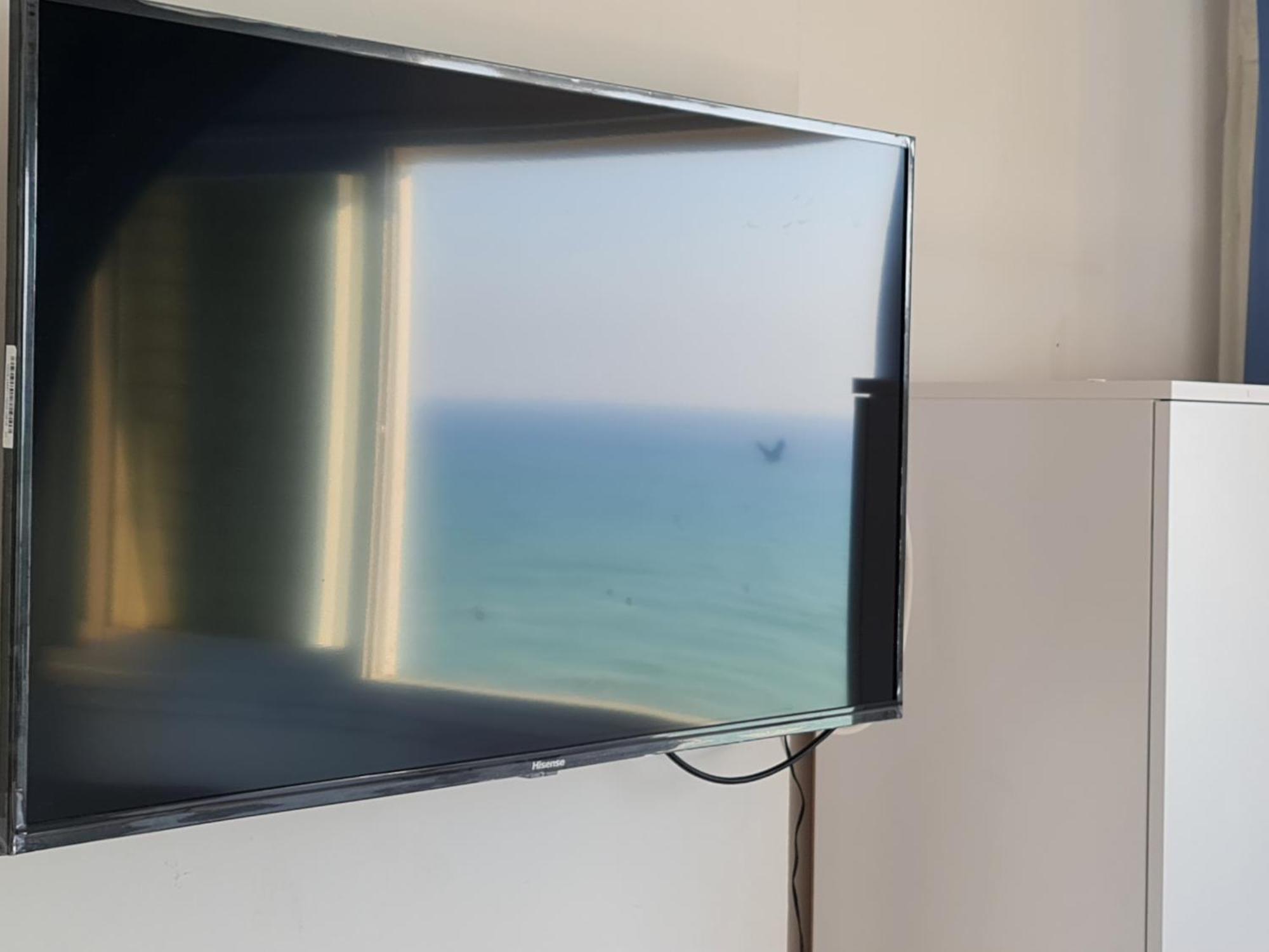 Magic On The Sea-Suites With A Private Jacuzzi And A Private Sea View Netanya Quarto foto